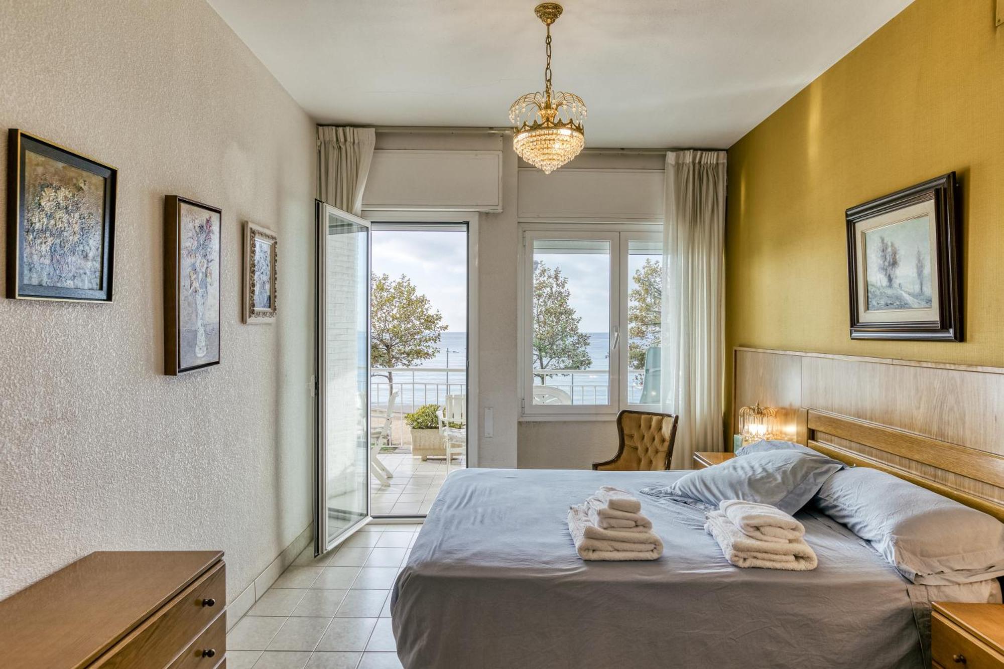 Carrer Del Mar Leilighet Palamós Eksteriør bilde