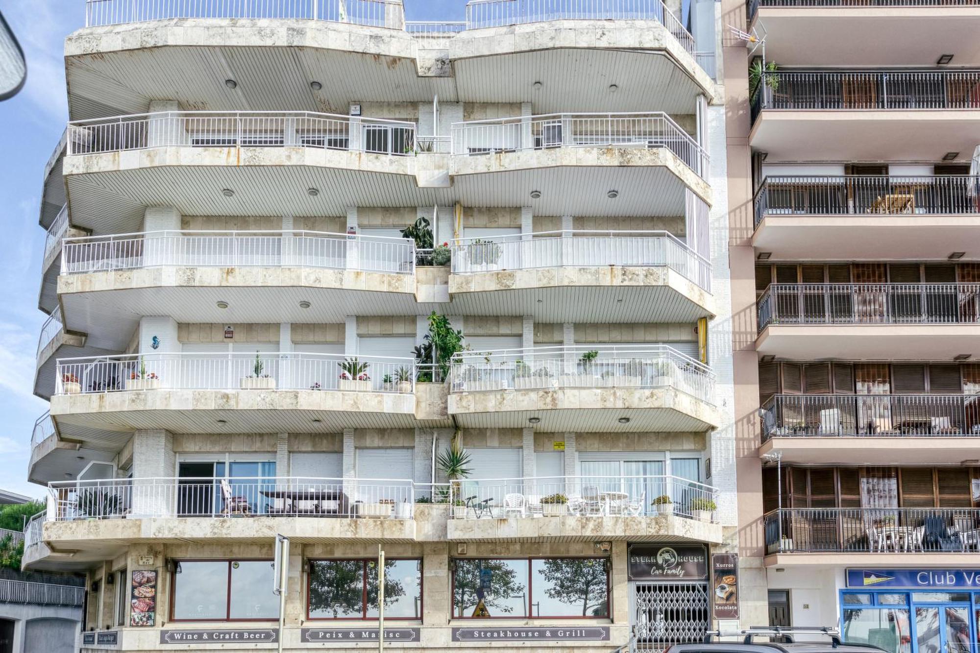 Carrer Del Mar Leilighet Palamós Eksteriør bilde